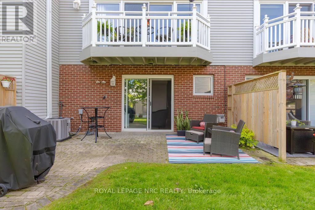 #13 1 LAKESIDE DRIVE - Image 25