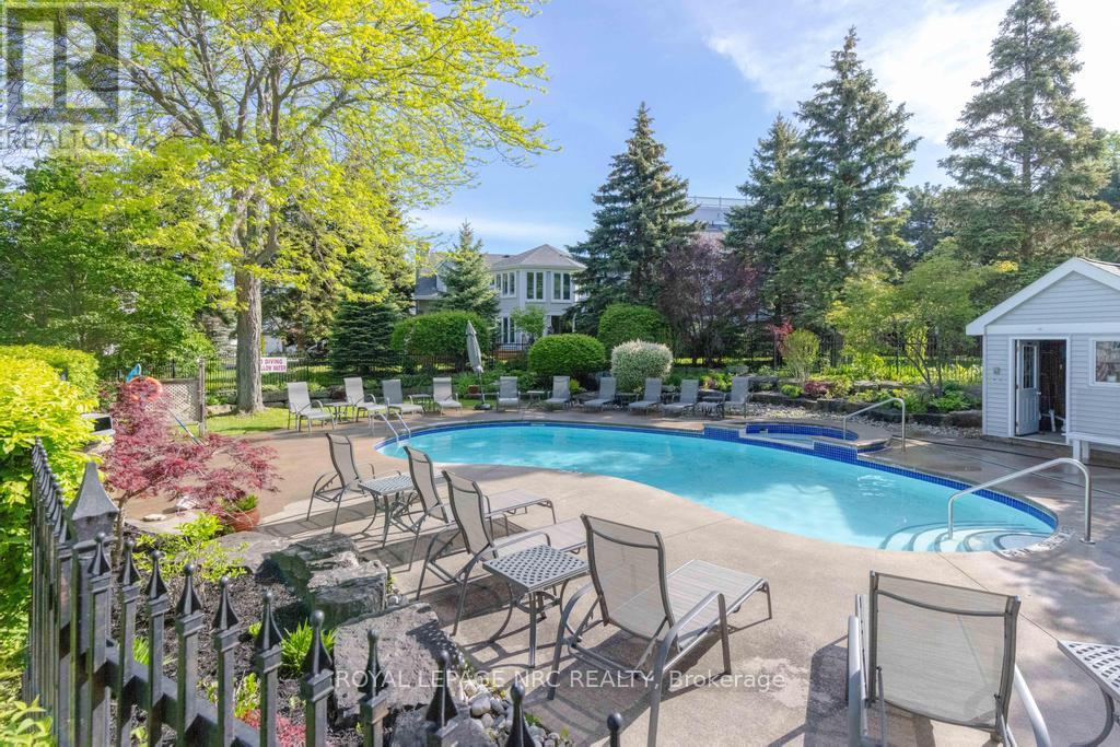 #13 1 LAKESIDE DRIVE - Image 27