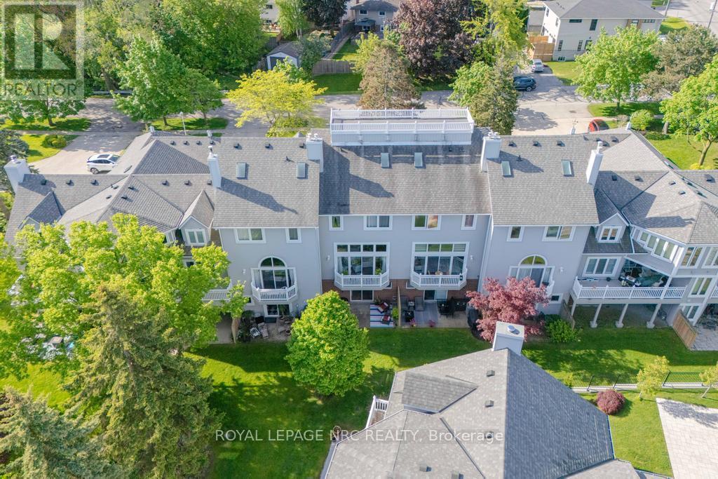 #13 1 LAKESIDE DRIVE - Image 32