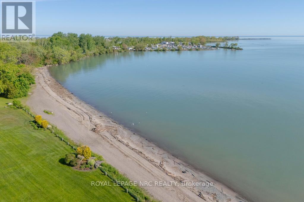 #13 1 LAKESIDE DRIVE - 37