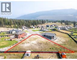 2405 Osprey Court, Sparwood, BC V0B2G2 Photo 9