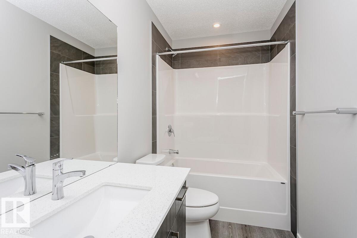 328 Hawthorne WY - 19