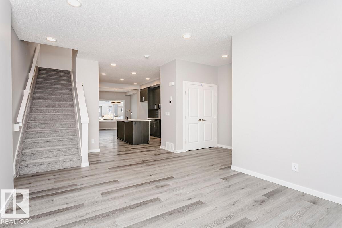 328 Hawthorne WY - 7