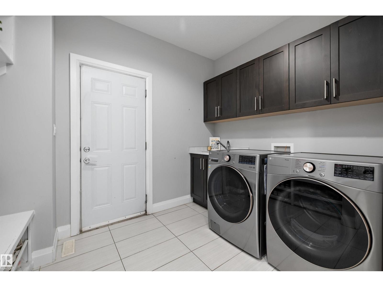 17355 11 Avenue SW, Windermere — photo 11 of 30: Property photo
