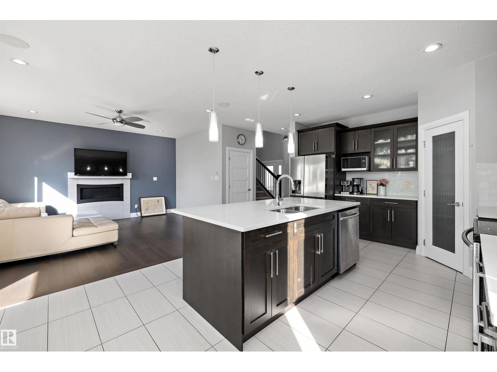 17355 11 Avenue SW, Windermere — photo 23 of 30: Property photo