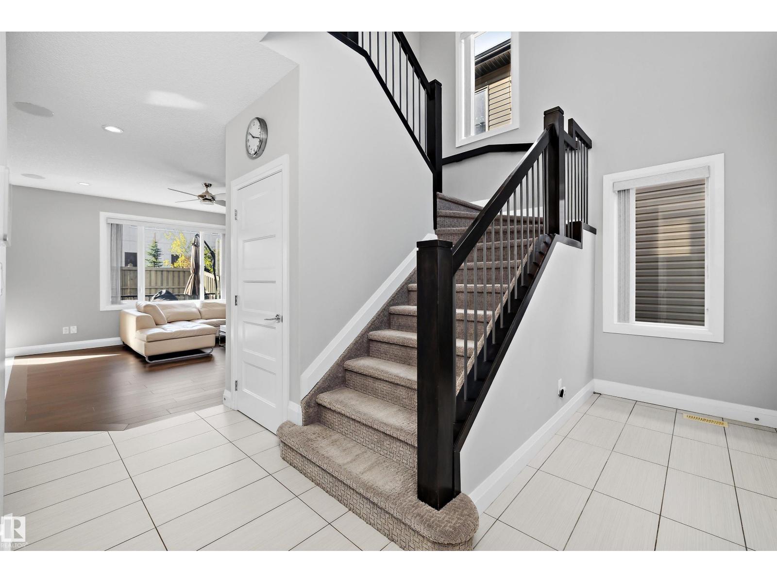 17355 11 Avenue SW, Windermere — photo 6 of 30: Property photo
