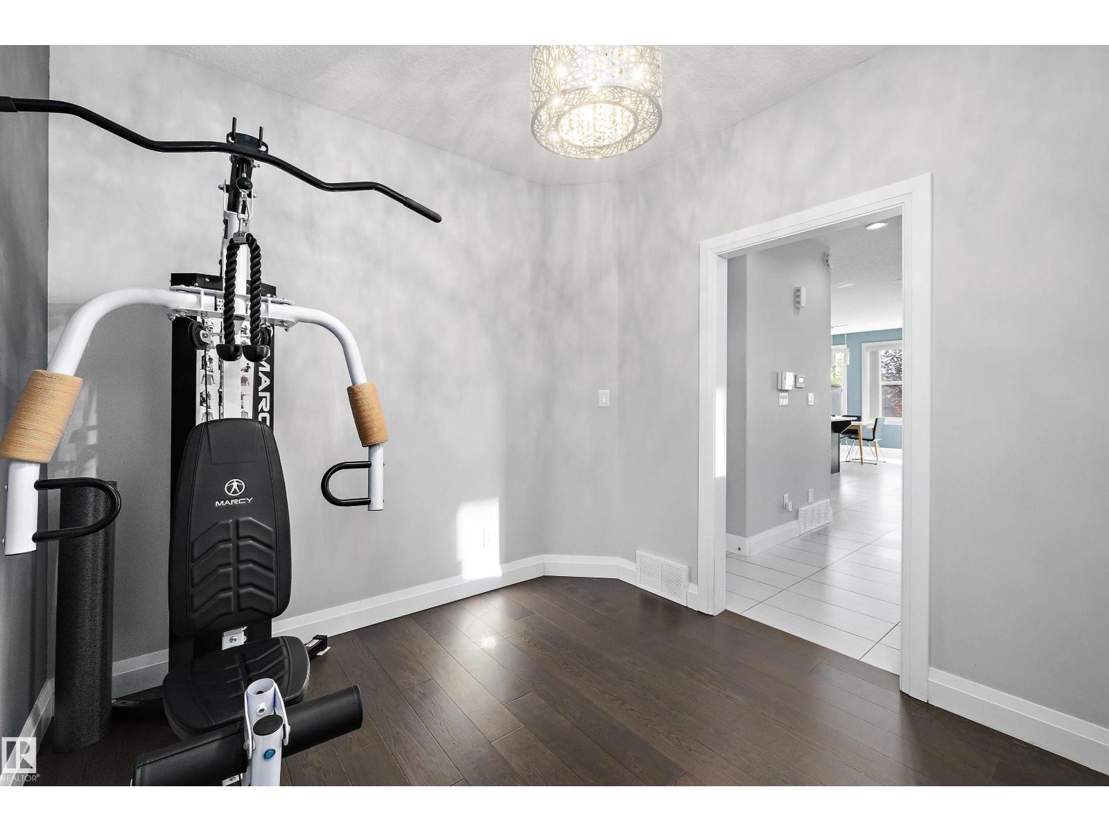 17355 11 Avenue SW, Windermere — photo 8 of 30: Property photo