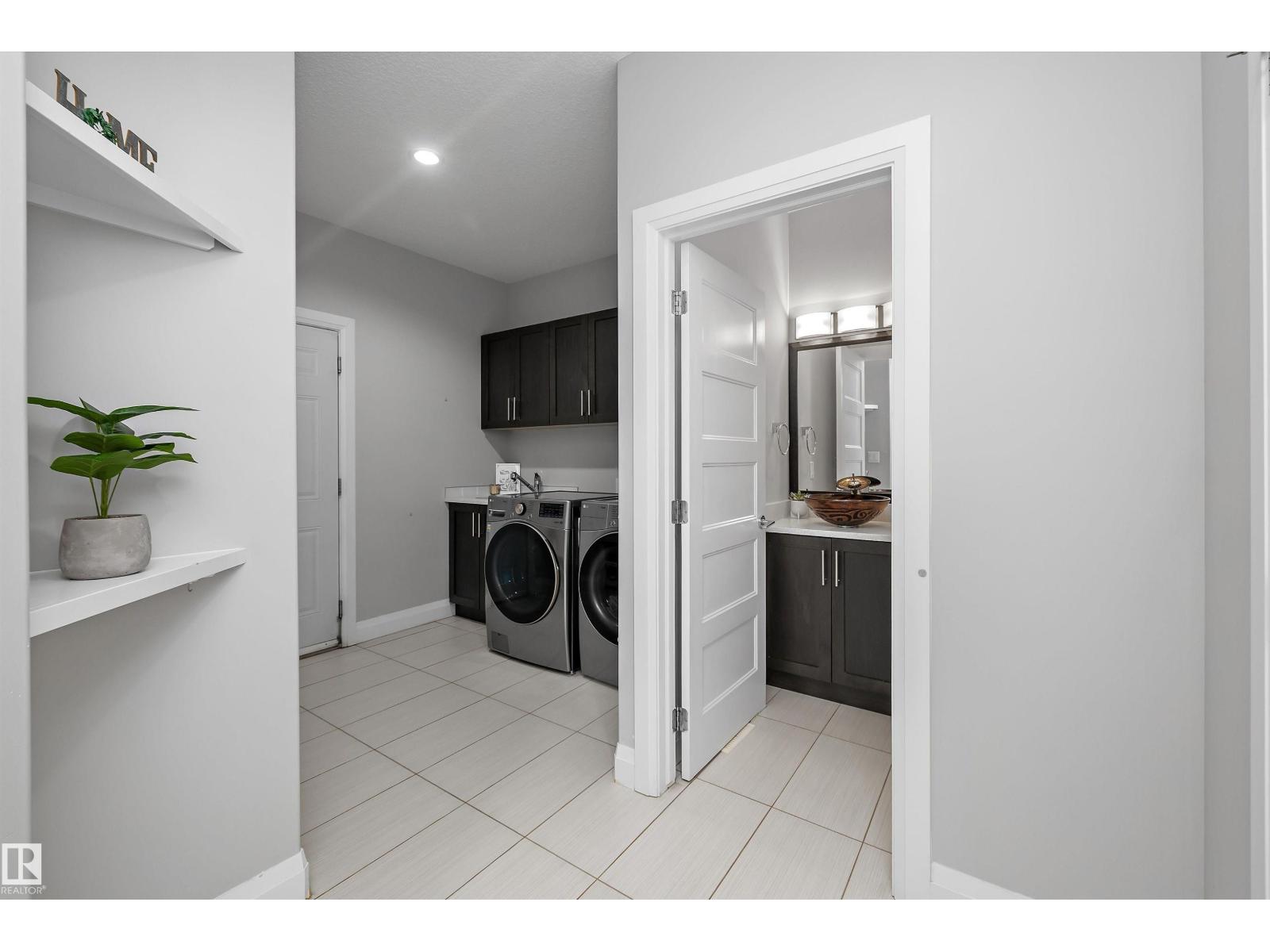 17355 11 Avenue SW, Windermere — photo 9 of 30: Property photo