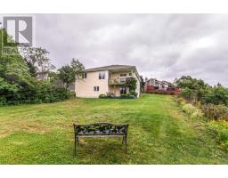 26 Spruce Hill Place thumbnail 35