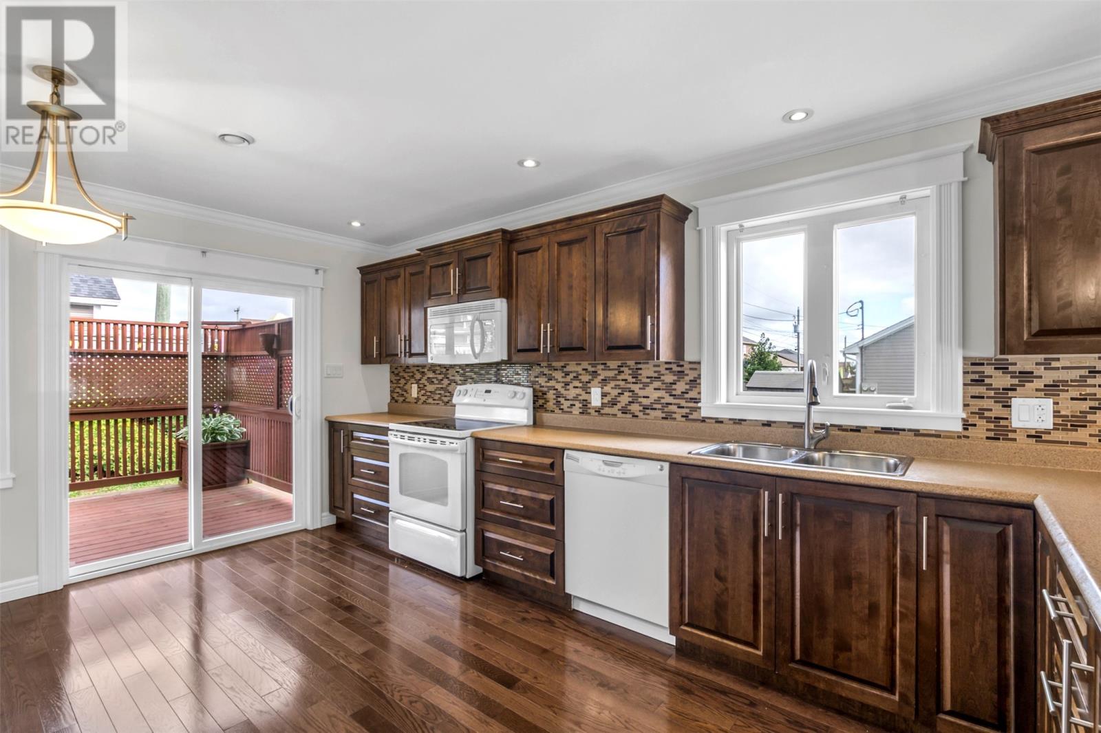 32 Rose Abbey Street, St. John’s — photo 4