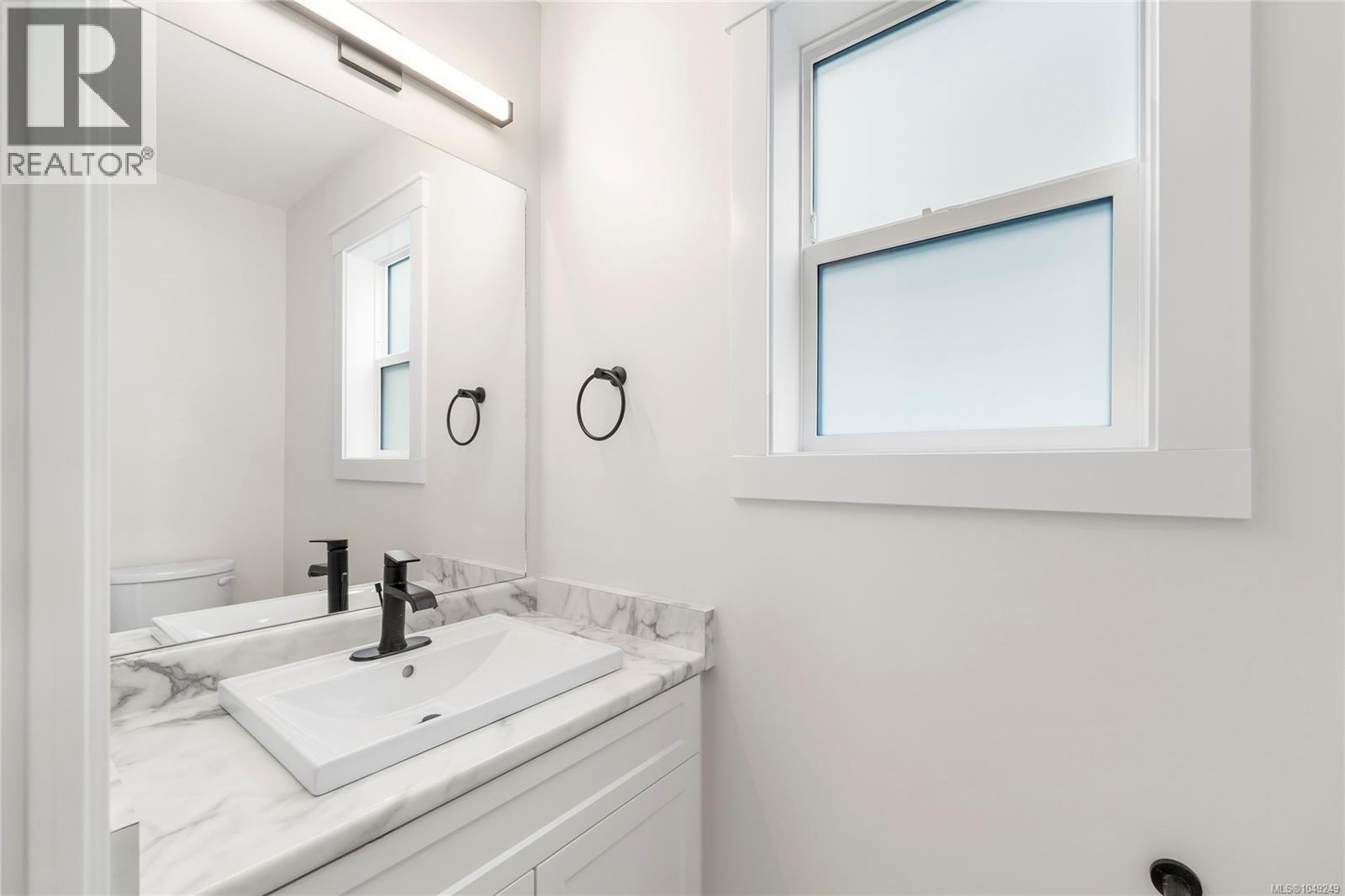 #138 600 Ninth St - 24