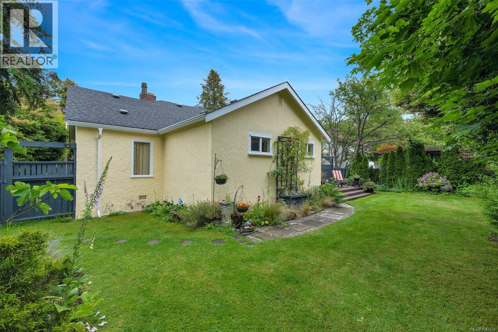 868 Hampshire Rd - 36
