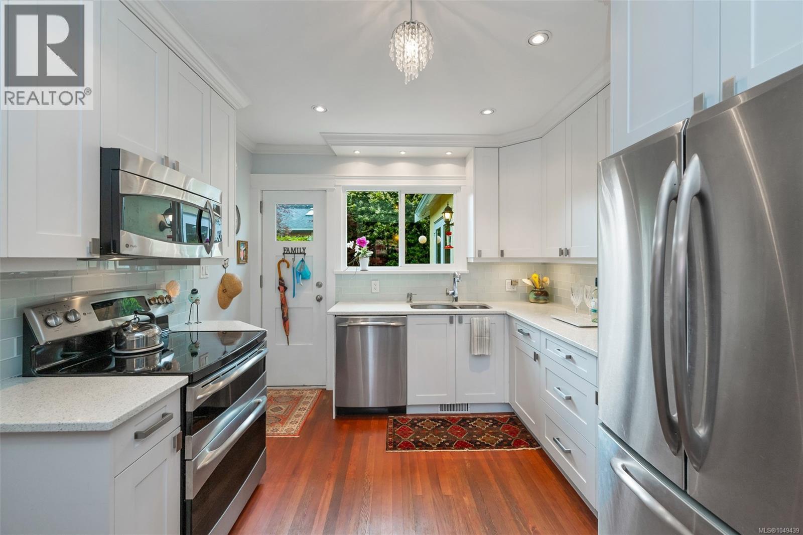 868 Hampshire Rd - 9