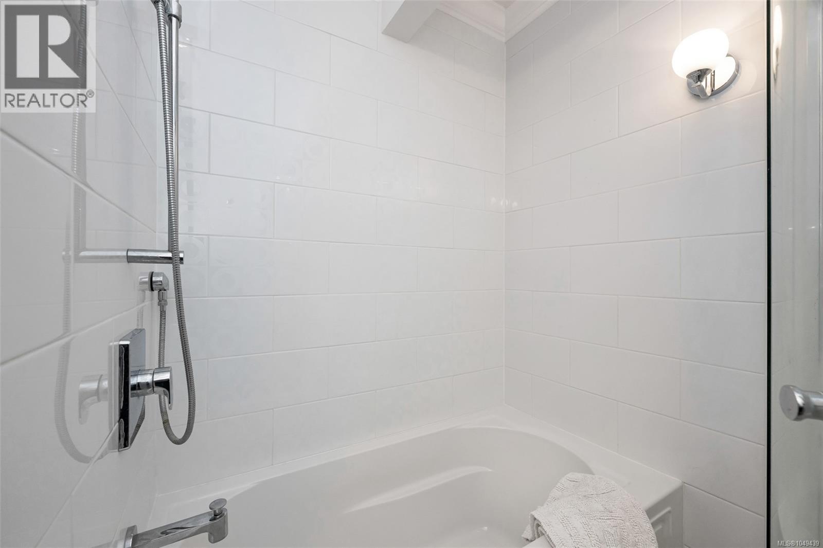 868 Hampshire Rd - 31