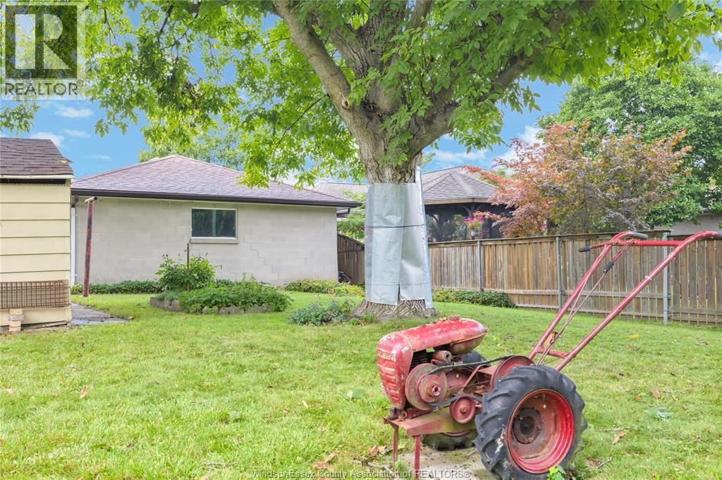 2680 JOS ST. LOUIS - 12