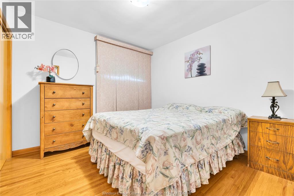 2680 JOS ST. LOUIS - 23