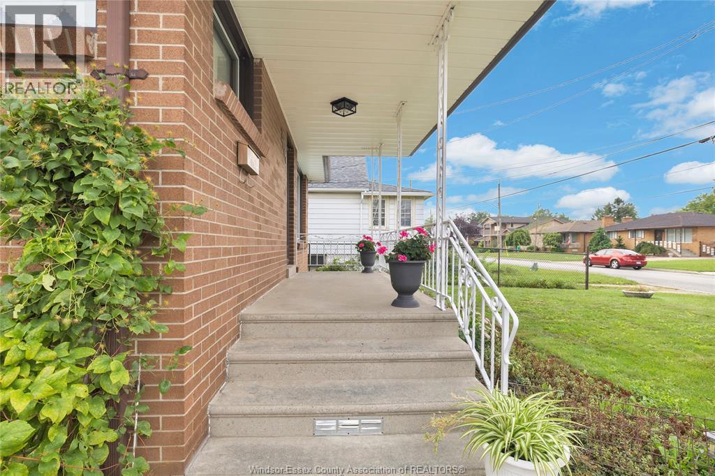 2680 JOS ST. LOUIS - 4