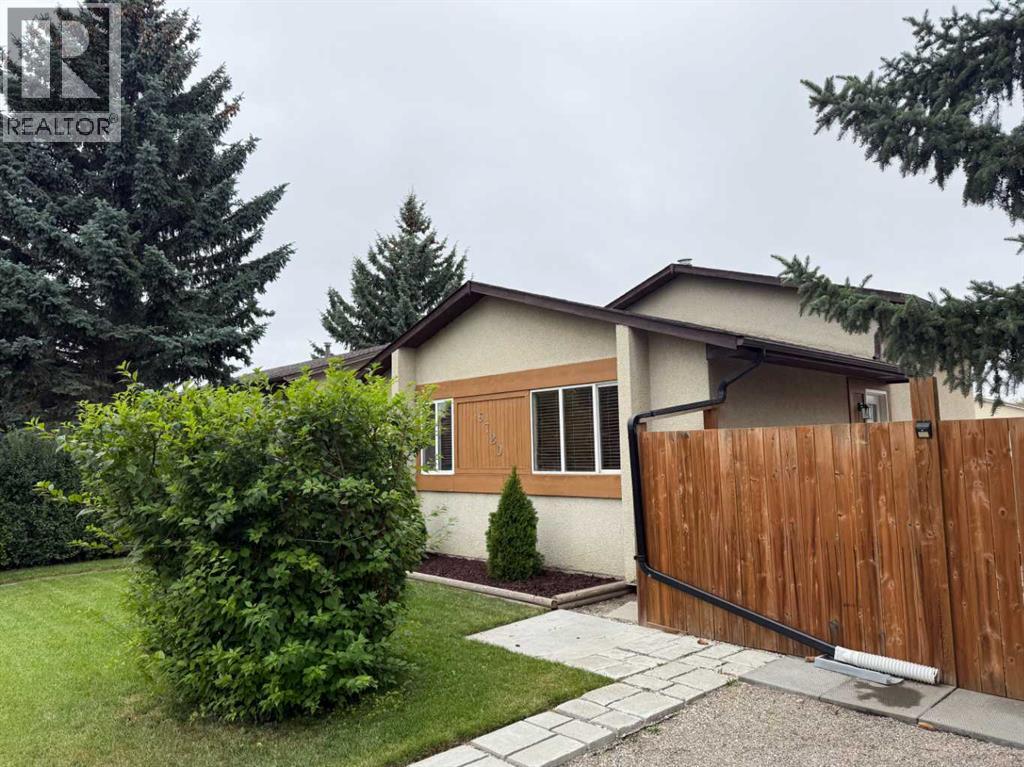 6720 29 Avenue NE - 3