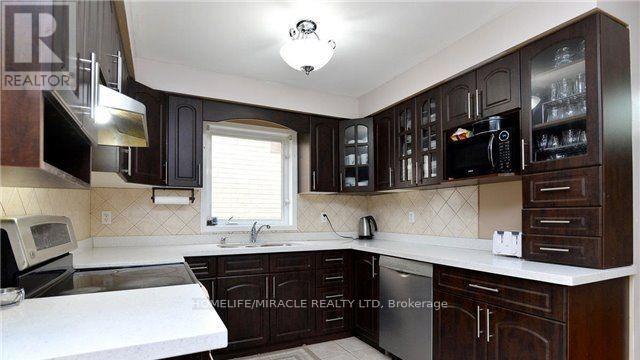 34 PALLESCHI DRIVE, Brampton (Brampton East) — photo 2