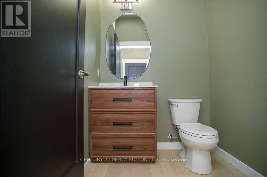 7 SCOTT DRIVE, Norfolk (Port Dover) — photo 5