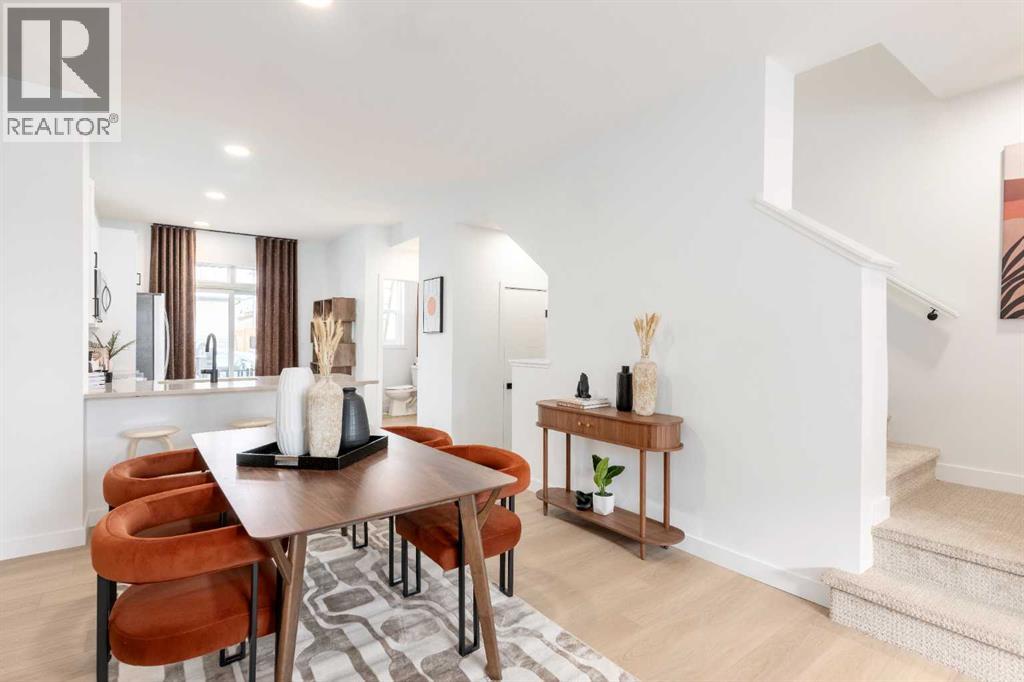 #1203 30 Rochester View NW - 8