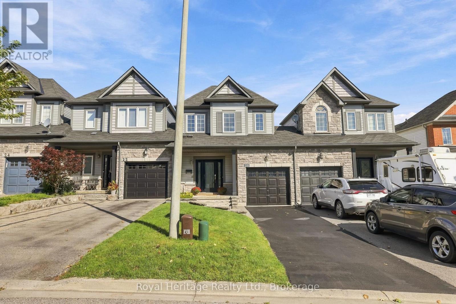 20 BAGNELL CRESCENT - 1