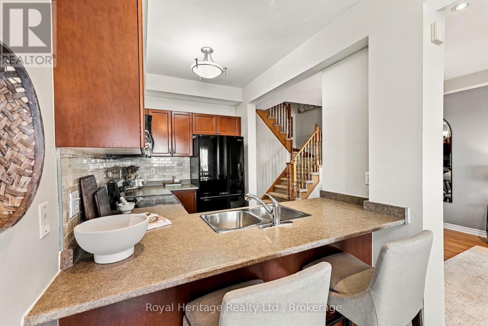 20 BAGNELL CRESCENT - Image 14