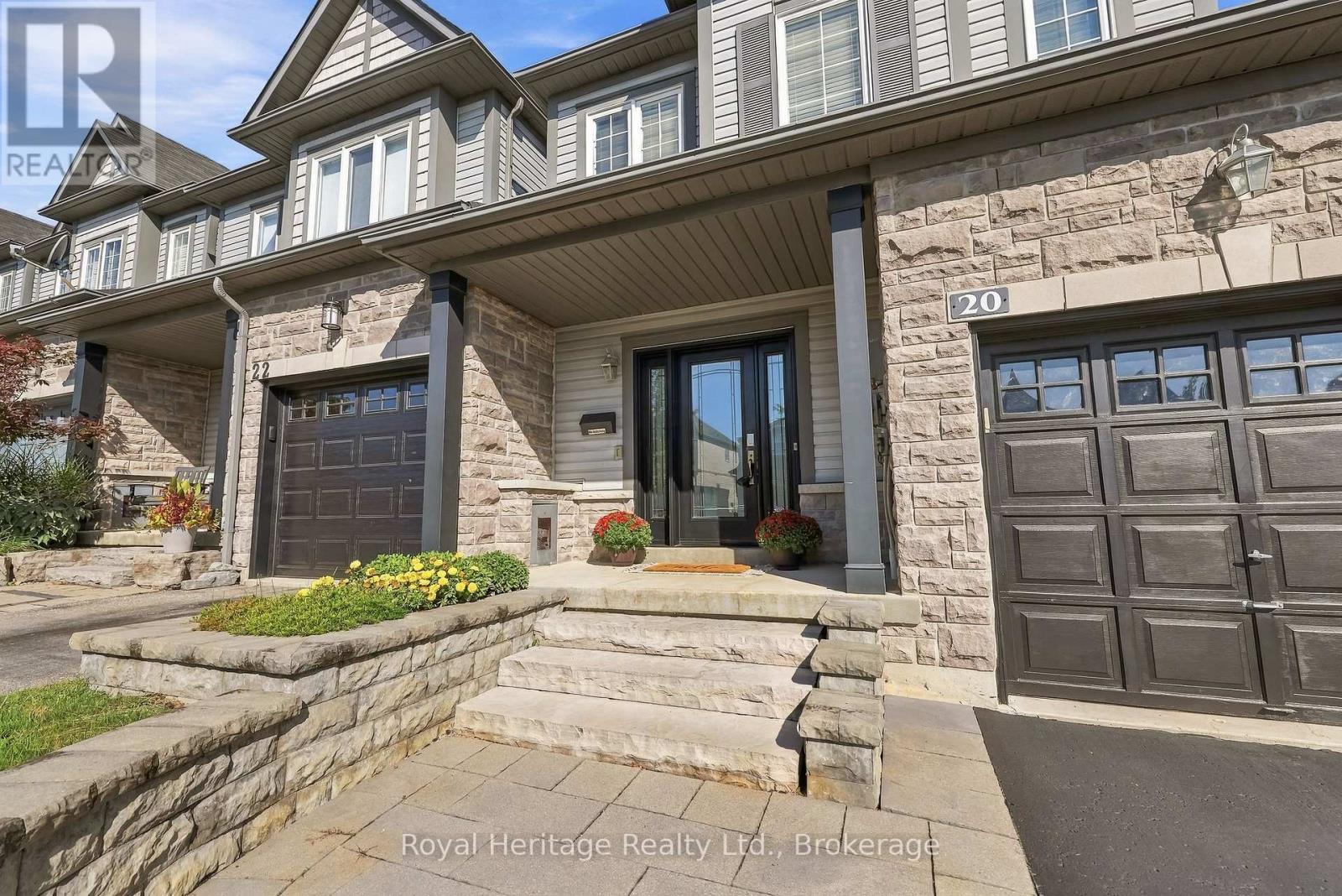 20 BAGNELL CRESCENT, Clarington (Bowmanville) — photo 2