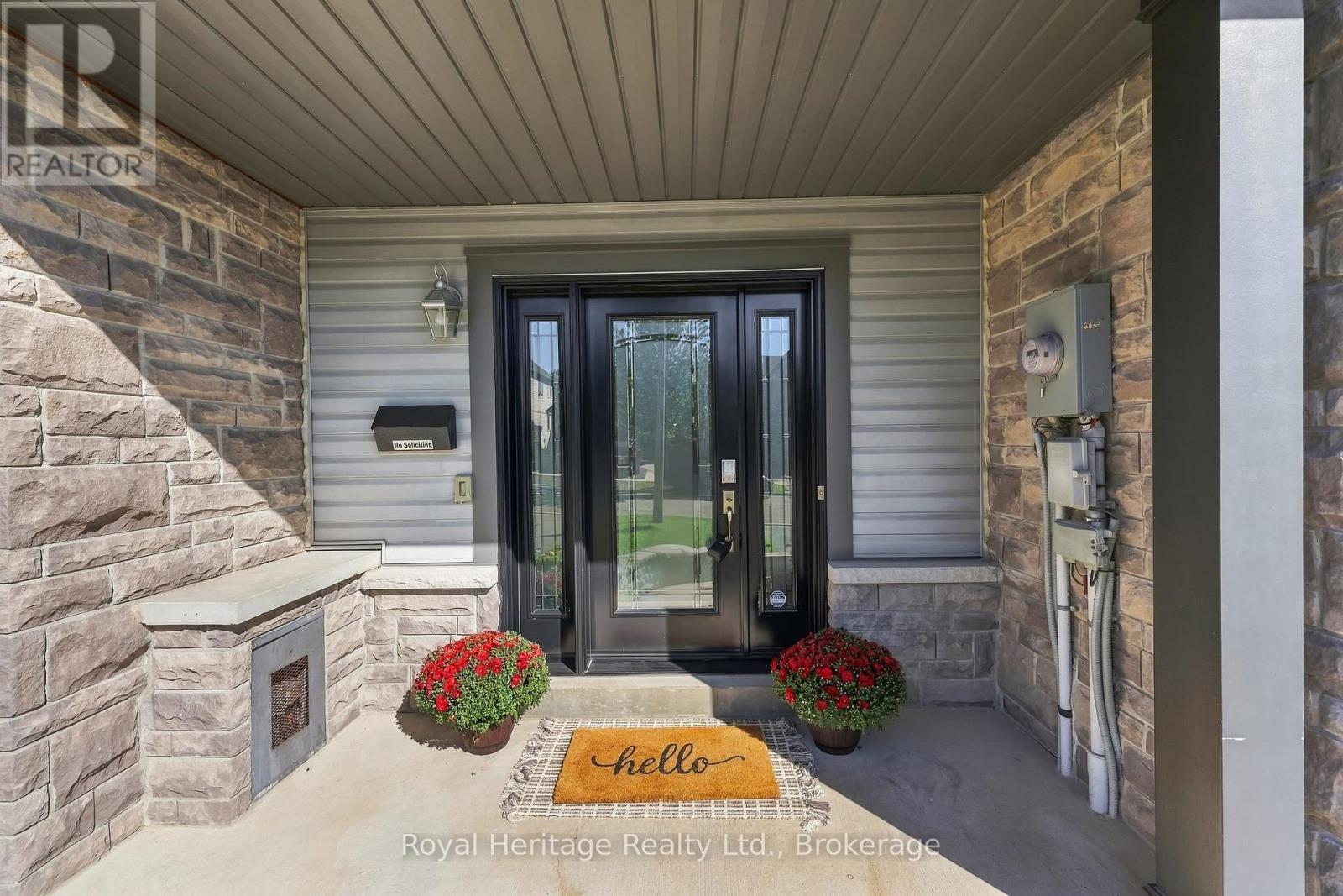 20 BAGNELL CRESCENT - 3