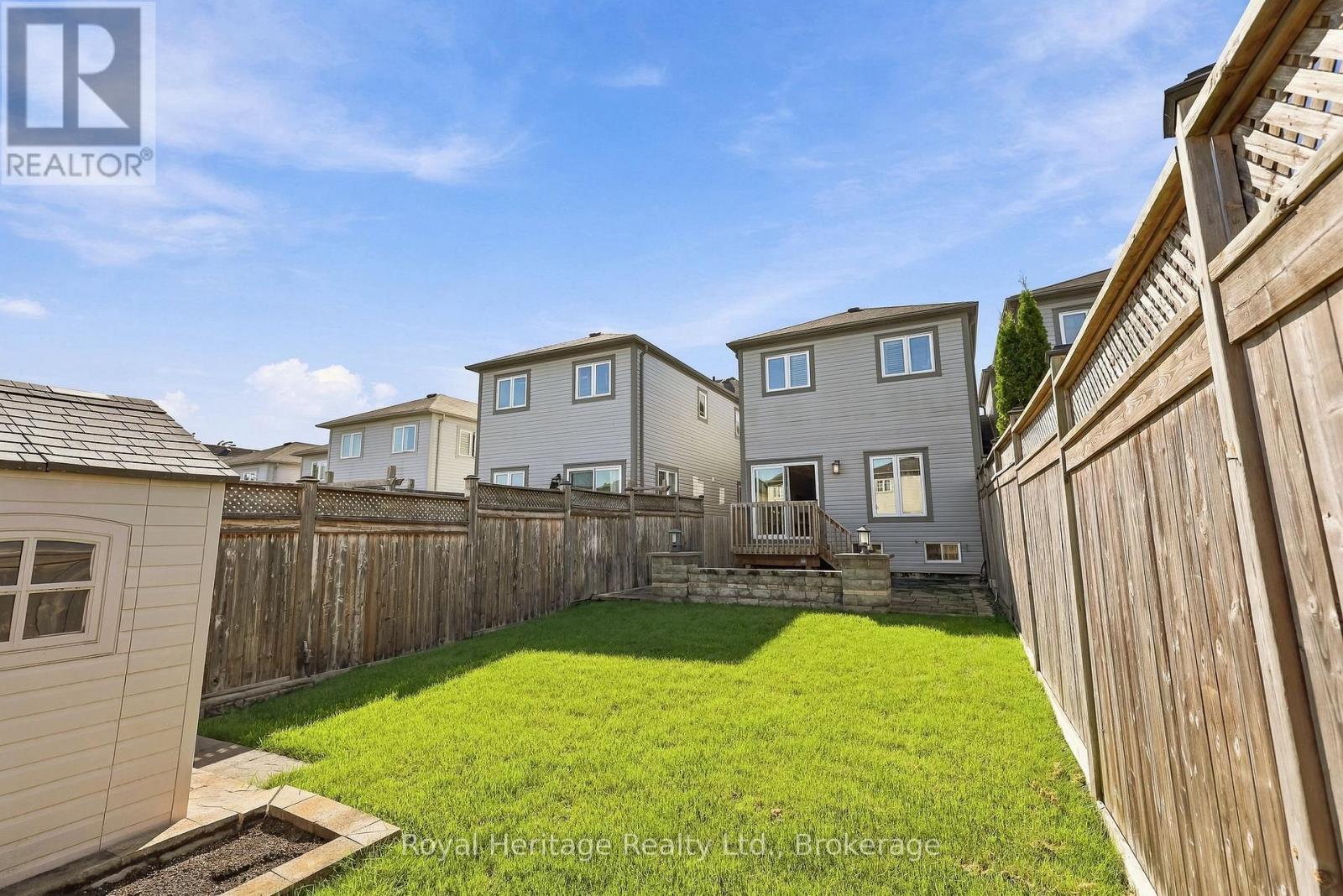 20 BAGNELL CRESCENT - 42