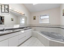1620 Fell Avenue, Burnaby, BC V5B3Z5 Photo 18