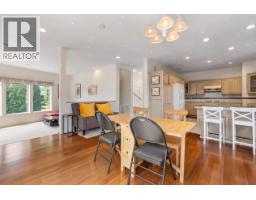 1620 Fell Avenue, Burnaby, BC V5B3Z5 Photo 6