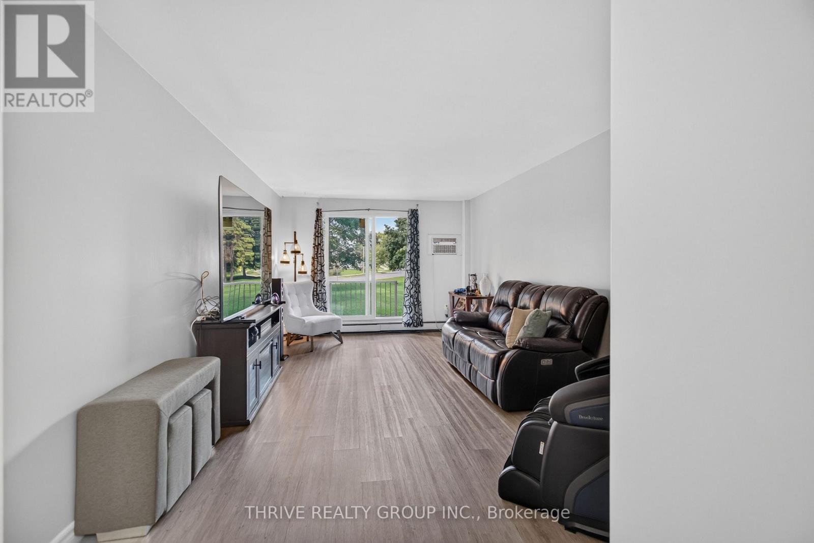 #109 583 MORNINGTON AVENUE - 5