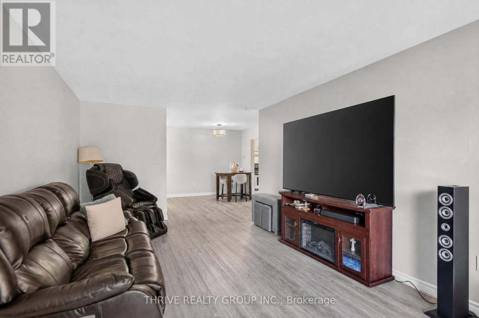 #109 583 MORNINGTON AVENUE - 6