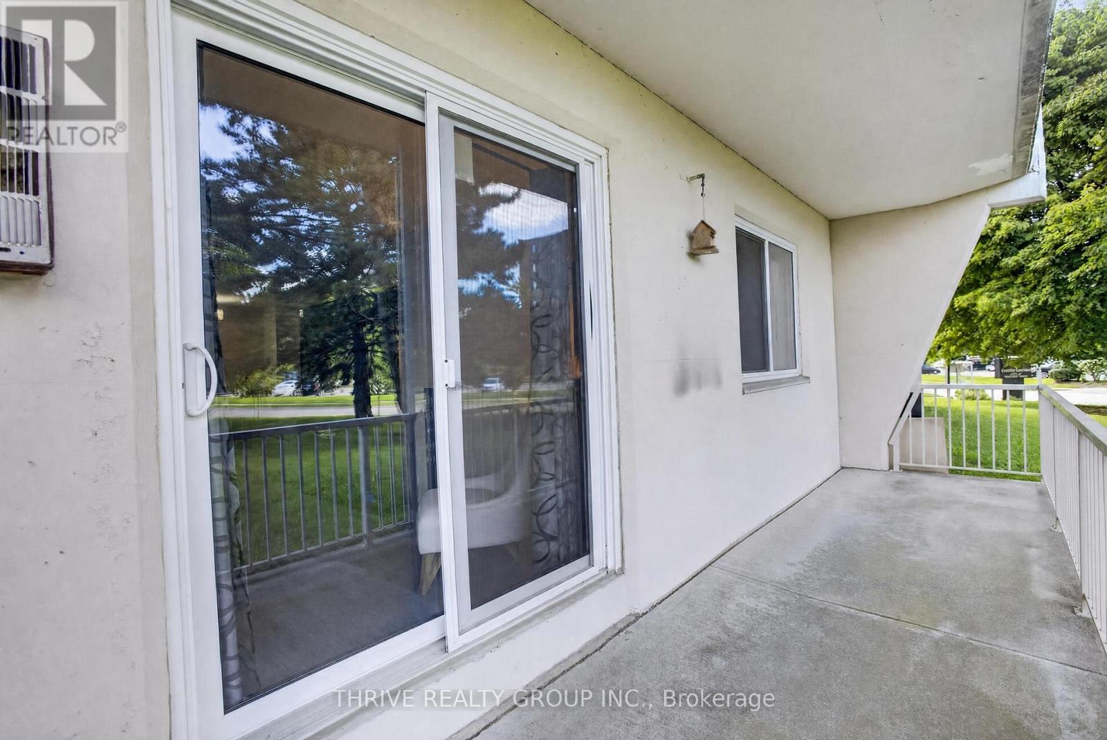 #109 583 MORNINGTON AVENUE - 7