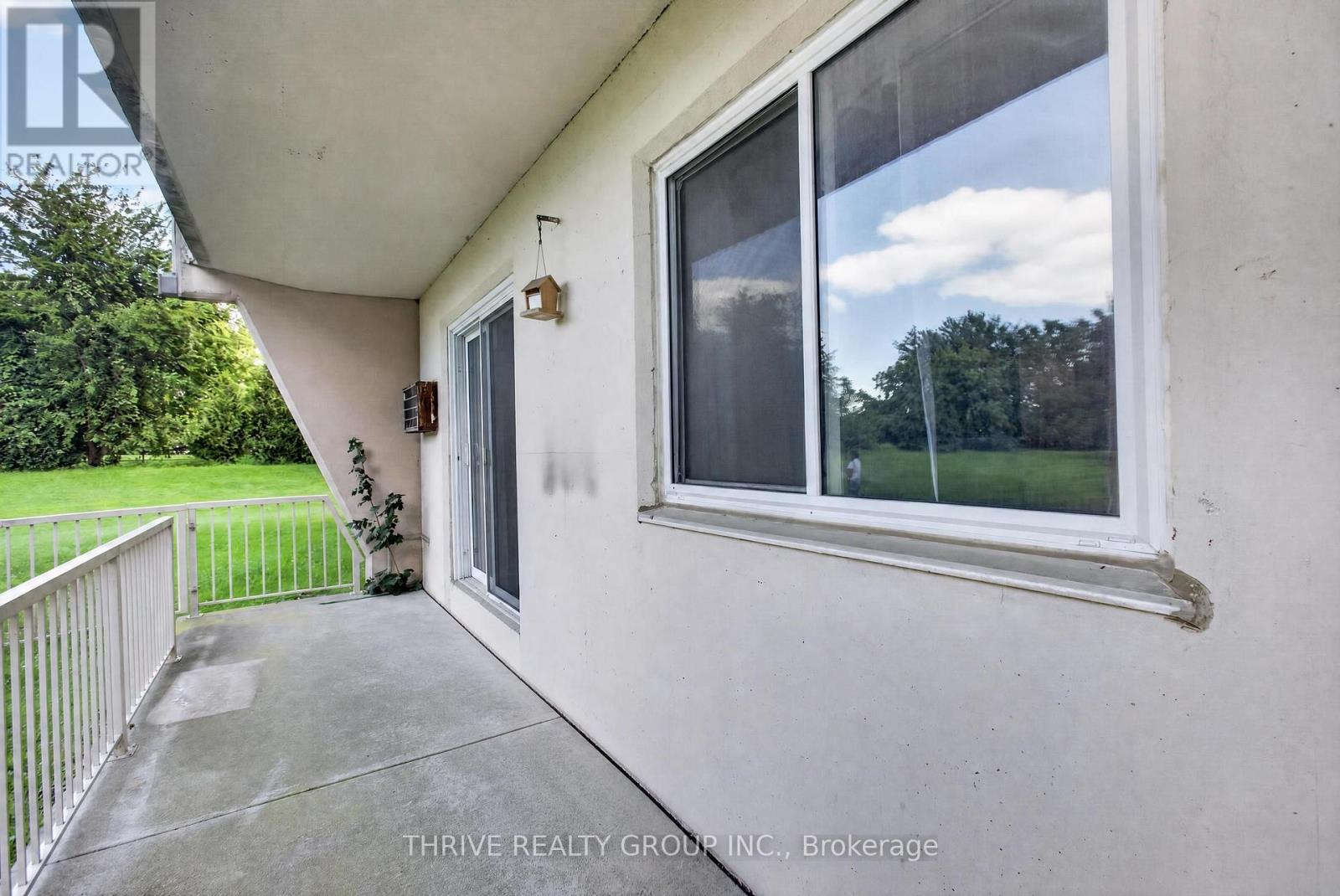 #109 583 MORNINGTON AVENUE - 8