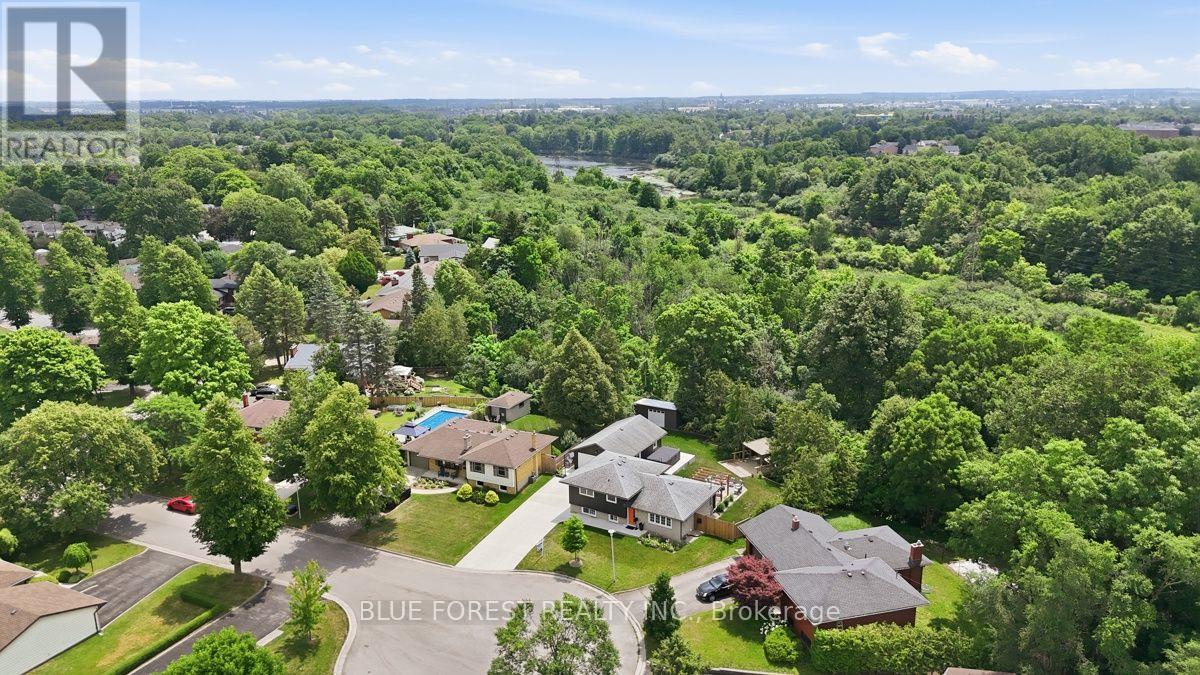 21 AGINCOURT PLACE - 2