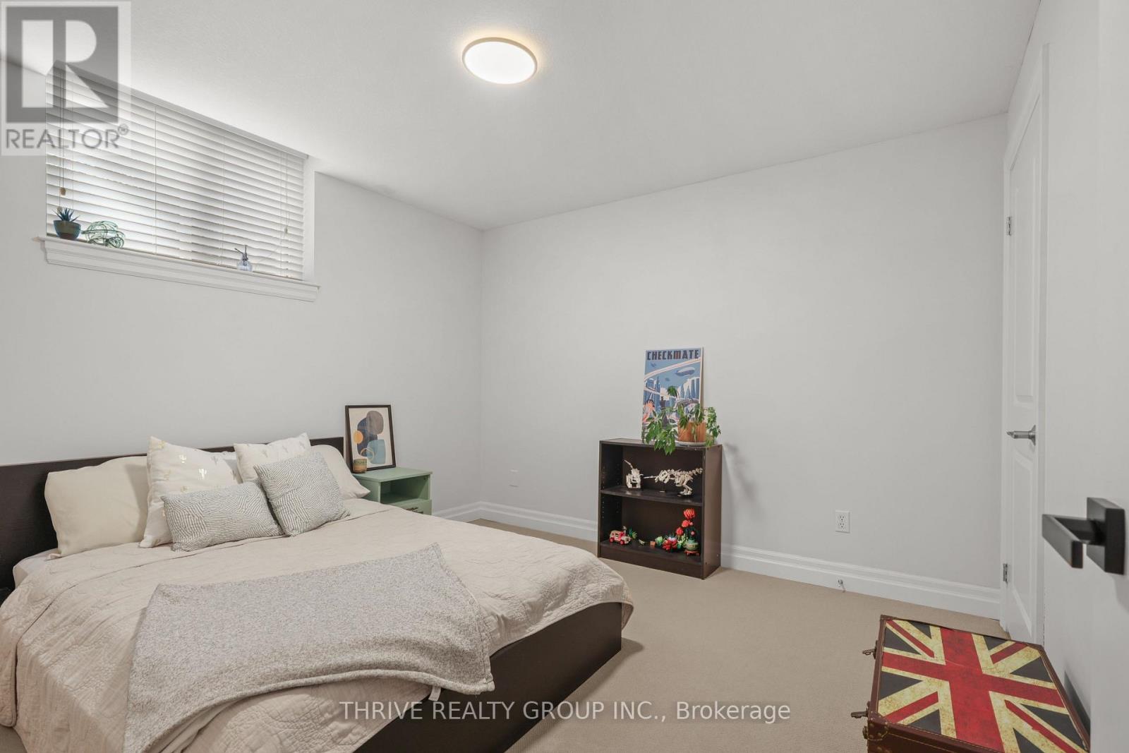 #3 1571 CORONATION DRIVE - Image 33
