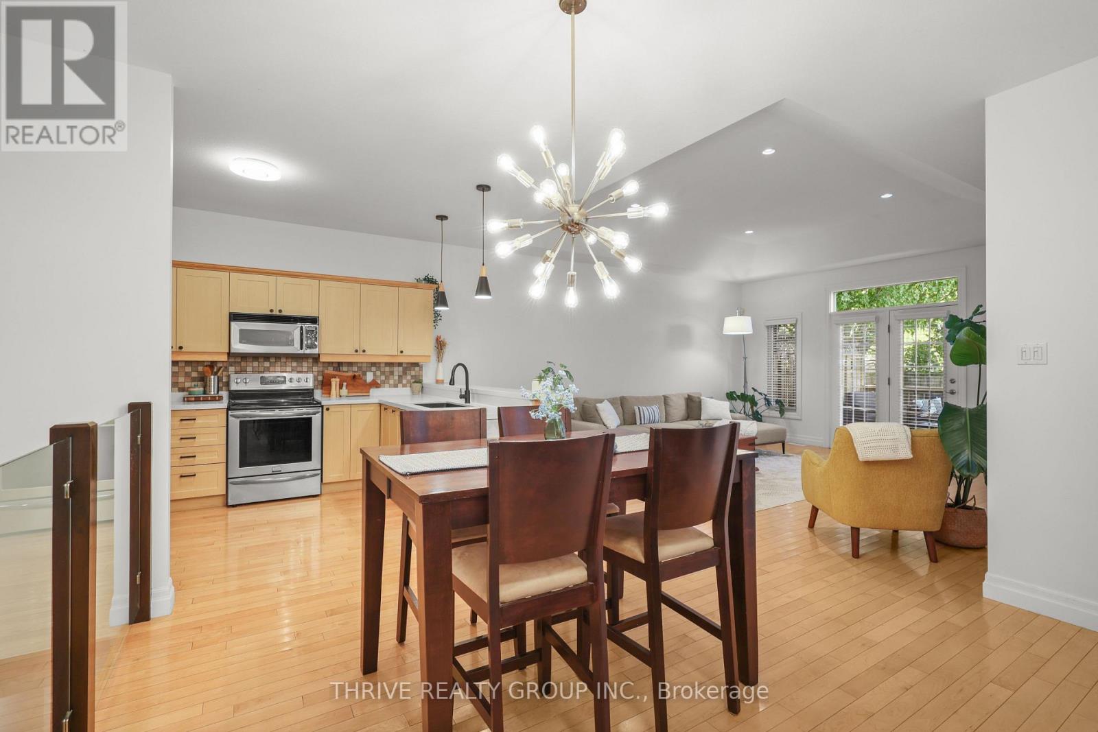 3 - 1571 CORONATION DRIVE, London North (North I) — photo 7