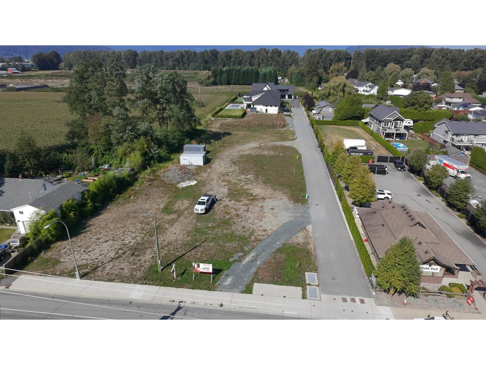 42165 YARROW CENTRAL ROAD, Yarrow, Chilliwack