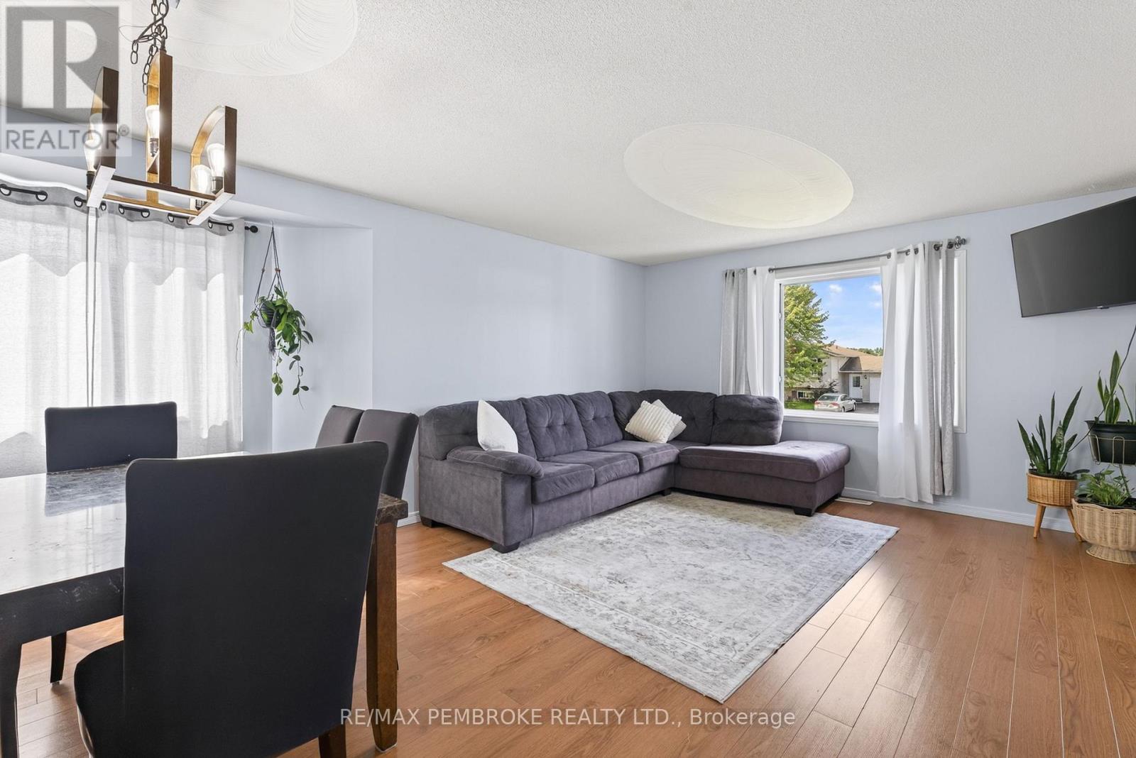 4 WINFIELD STREET - 9