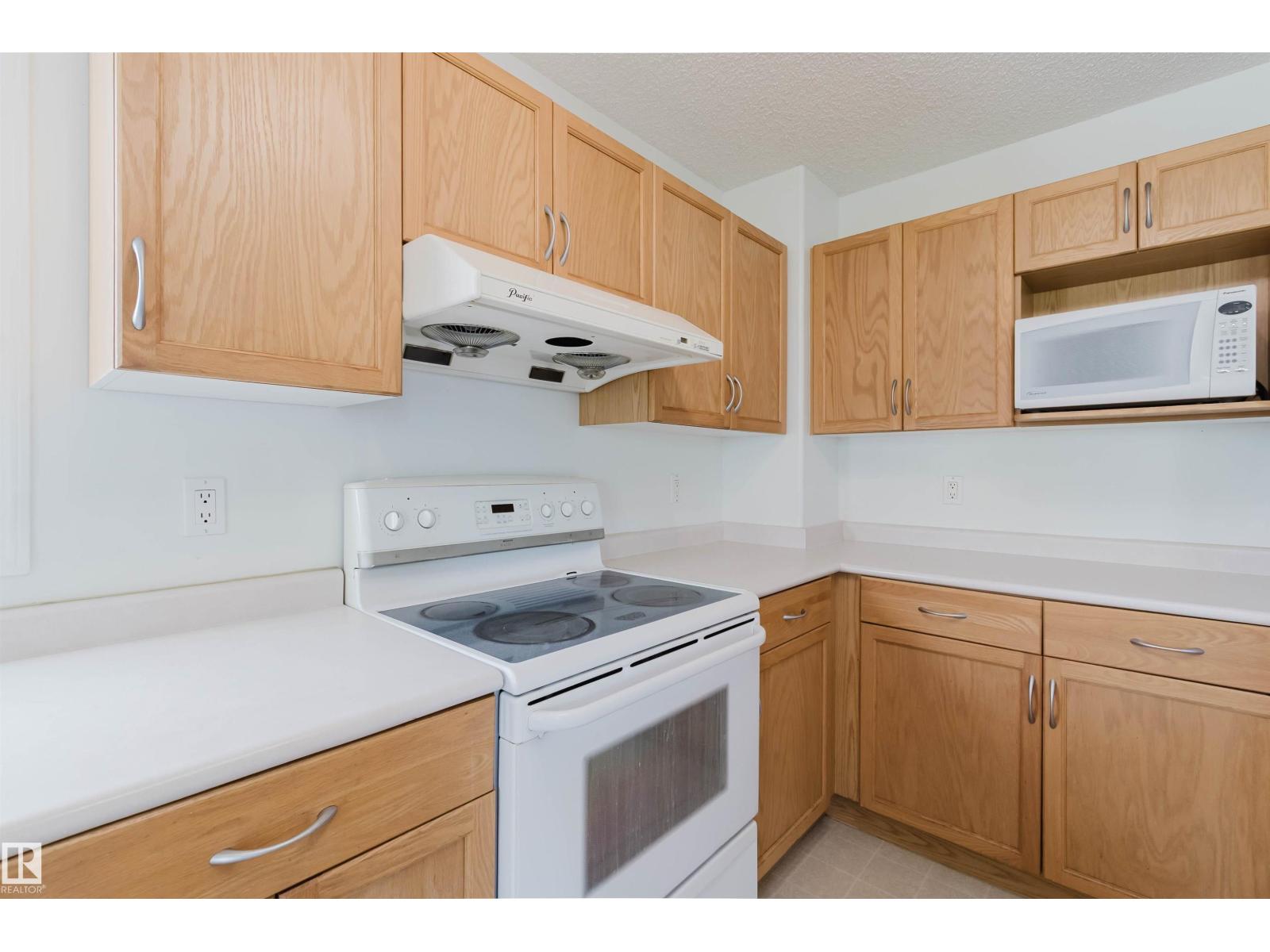 430 HUNTERS GREEN GR NW - 16