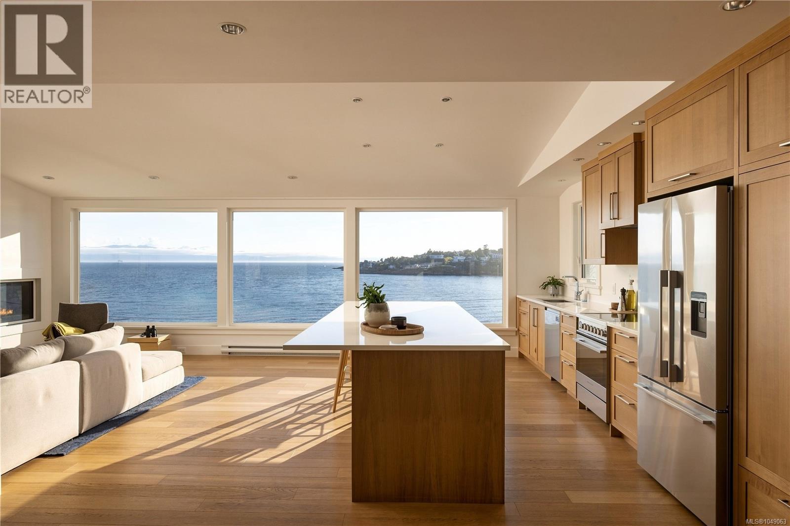 532 Beach Dr - 15