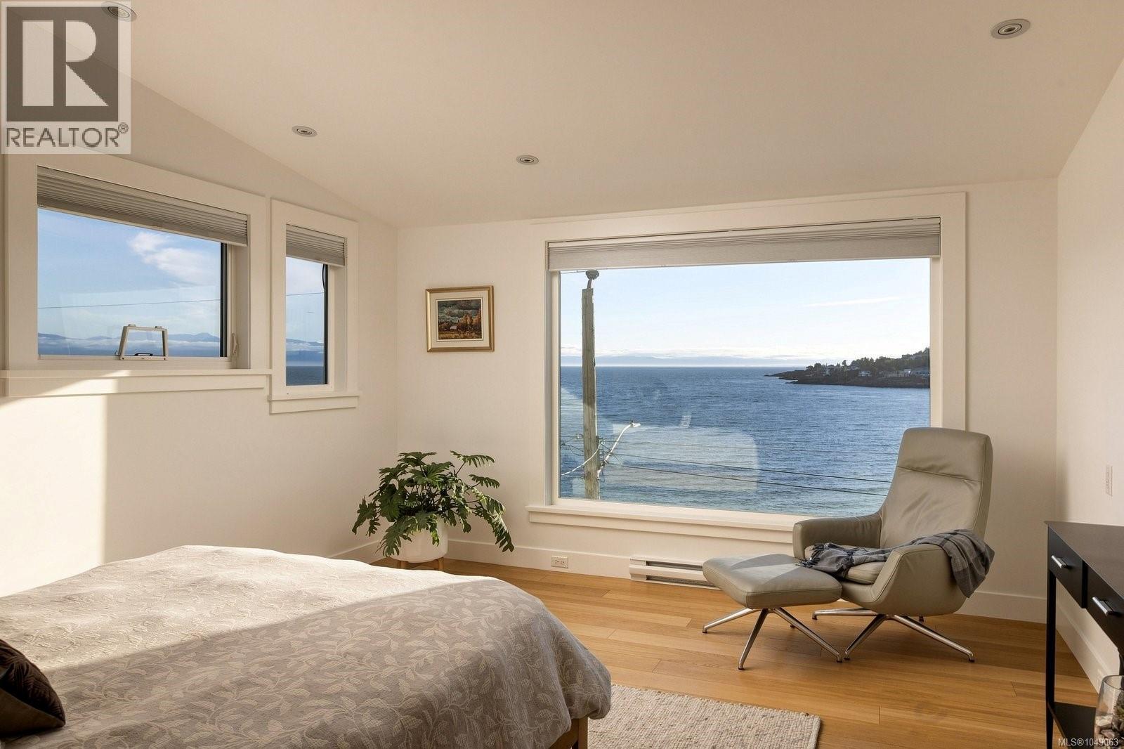 532 Beach Dr - Image 39