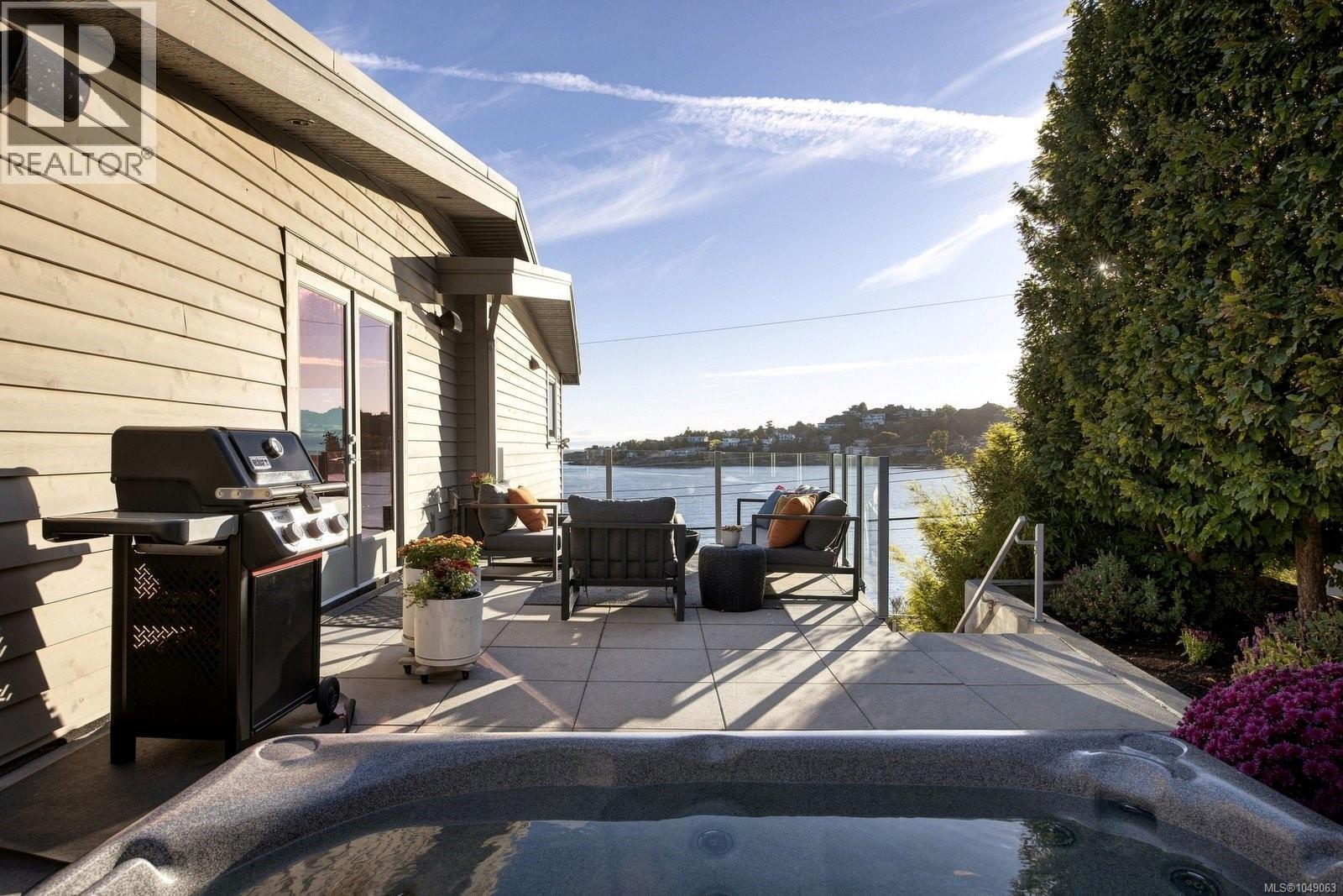 532 Beach Dr - Image 26