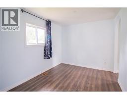 35 Berry Street, Chatham, ON N7M3B2 Photo 11
