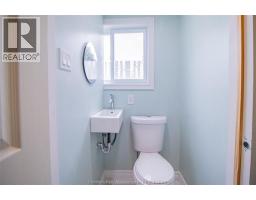 35 Berry Street, Chatham, ON N7M3B2 Photo 12