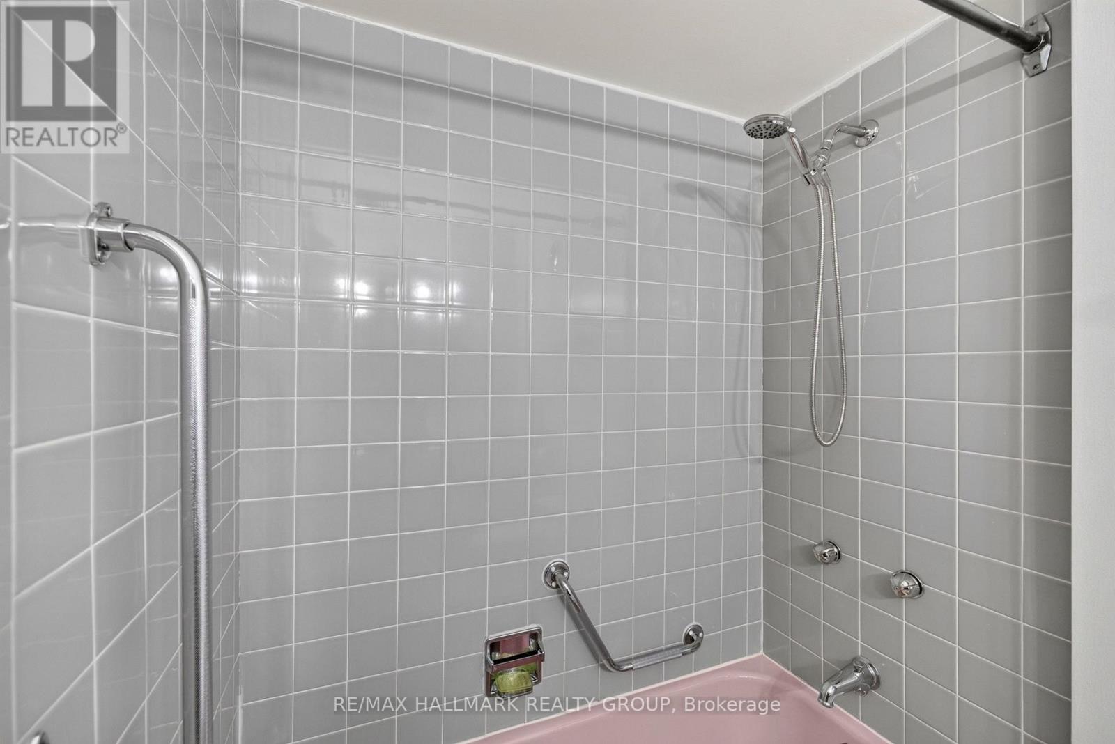 4 Bed, 3 Bath House for Sale in Ottawa – 936 PARKHURST BOULEVARD, Ottawa – MLS# X13772836 - Image 27