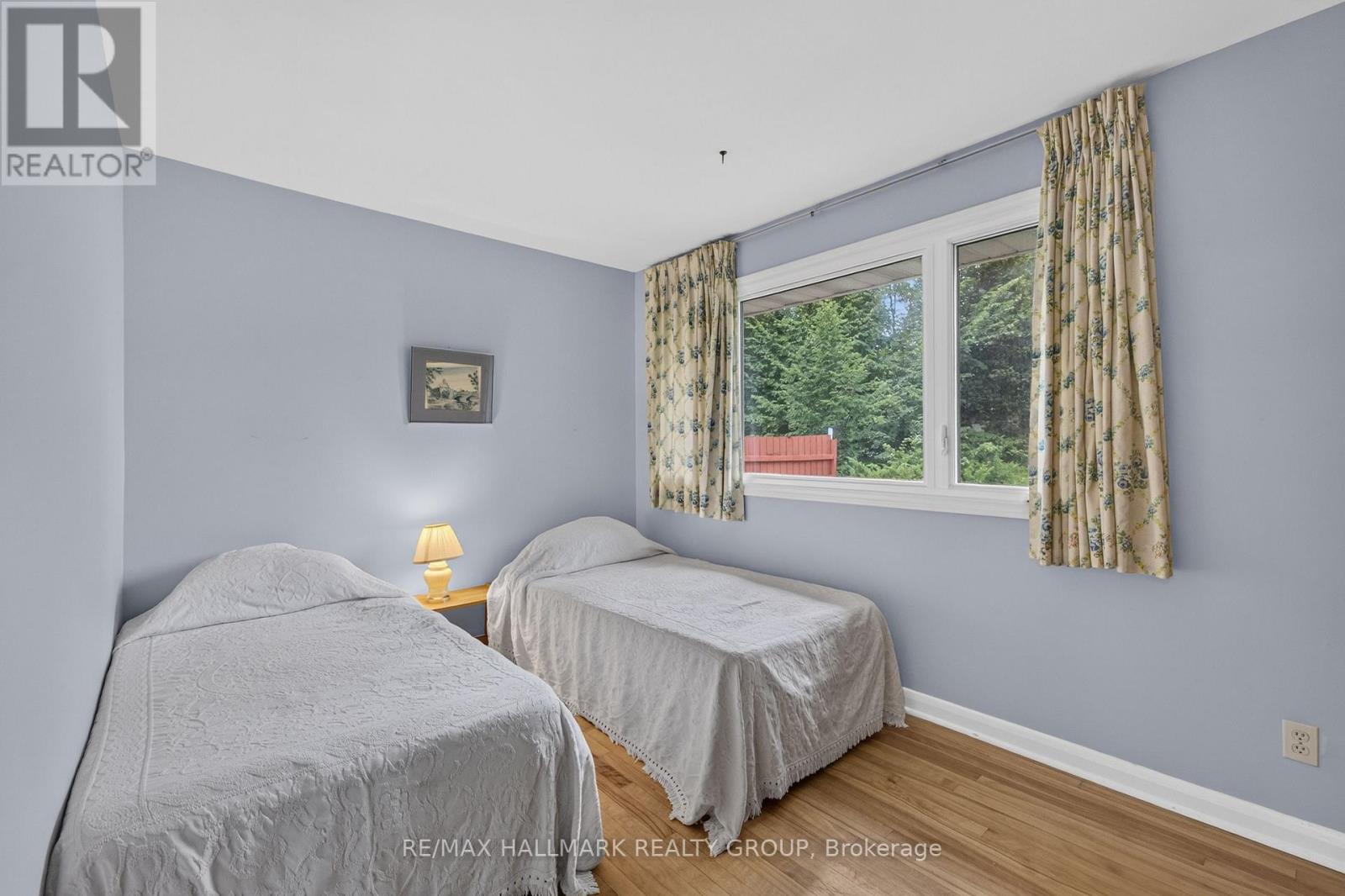 4 Bed, 3 Bath House for Sale in Ottawa – 936 PARKHURST BOULEVARD, Ottawa – MLS# X13772836 - Image 32
