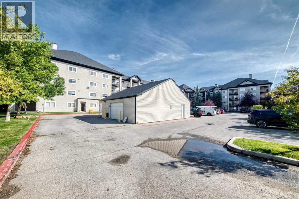 #1411 4975 130 Avenue SE - 5